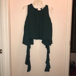 Boutique top with tie around